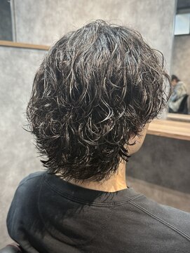 スウェルホワイト(SWELL WHITE) サーフカール　ニュアンスパーマ　ニュアンスサーフ　メンズヘア