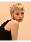 ピクシーショート×ブロンド×ローライト