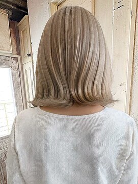 エノア 東京(ENORE) ブリーチ/ダブルカラー/グラデーションカラー/インナーカラー