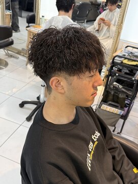 アイズ 海老名(AIZU) ツイストスパイラルパーマ メンズパーマ メンズカット 眉毛