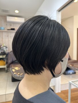 ホッペ(hoppe) 丸みショートボブ