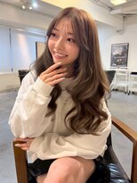 ビーチ(BEACH) ◎ミディアムレイヤーカット 似合わせカット 大人ガーリ- 韓国