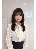 透明感オリーブグレージュ×レイヤースタイル
