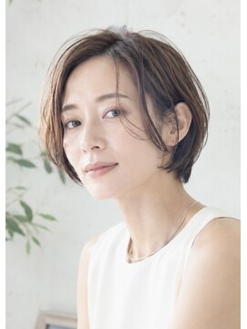 ラベストオイケ(LOVEST OIKE) 【LOVESTOIKE】30代、40代、大人の抜け感ショートボブ