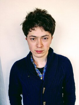 オム ヘアー(Hommes Hair) クセ毛を活かした ナチュラルウェーブツーブロックヘアー