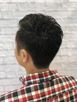 ミーティア バイ クアトロ(Meteor By QUATRO) アップバングがウリのストレート系黒髪