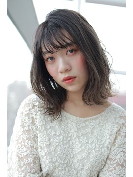 ゼンコー キチジョウジ シェール(ZENKO KICHIJOJI chere) アッシュグレージュ×ゆる外ハネ [廣瀬晴菜]