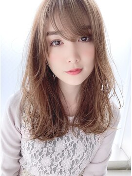 アリスバイアフロート 自由が丘(ALICe by AFLOAT) レイヤーセミディヘア（たまねぎくびれセミディ