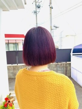 ヘアステージ スプール(HAIRSTAGE SPOOL) ボブスタイルワインレッド