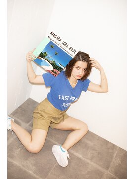 ダナエ(Danae) [Danae]ラフウェーブ