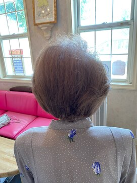 美容室 ティンカーベル ショートヘア