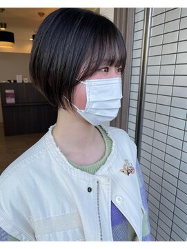 グランドール リュクス(Grandoll Luxe) ショートボブ×ツヤベージュ