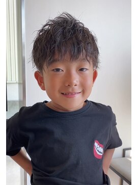 ヘアーメイク ダブル(HAIR MAKE double) キッズパーマスタイル