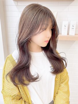 ネオリーブ クーロ(Neolive curro) 韓国前髪顔周り×小顔レイヤー[横浜/縮毛矯正/前髪縮毛矯正]