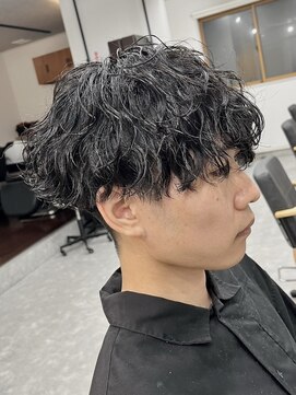 フゥ 宇都宮(FeU) 波巻きパーマツイストスパイラルパーマメンズマッシュパーマ