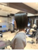 切りっぱなしナチュラルボブ