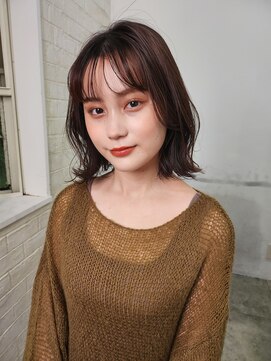 ガーランド (Garland) 小顔カット/前髪カット/ミディアムヘア/ブリーチなし