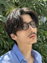 センターパートニュアンスパーマガイルヘアコンマヘア黒髪