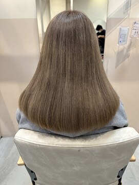 シダ(sida) ハイトーンベージュ!