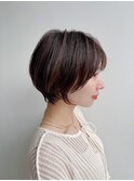 大人ショートボブ前髪ありひし形丸みくびれ丸顔絶壁K20250215