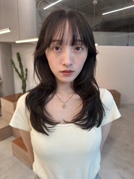 ヒンク(the hinc) レイヤーカット×グレージュカラー