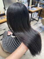 アローム(alom)&nbsp;透け感暗髪カラー