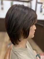ナチュラ(natura)&nbsp;ミディアムレイヤースタイル