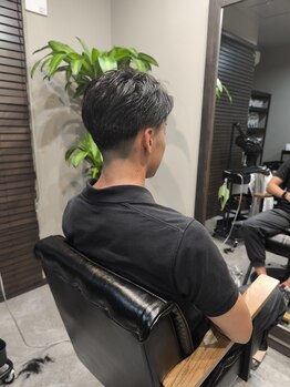 キロ(kilo)の写真/清潔感のある好印象スタイルで、ビジネスもプライベートもかっこよく決まる、大人のメンズヘアを。