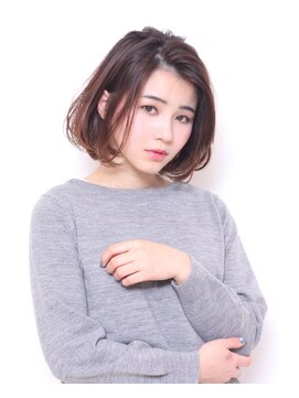 ヘアーズ ギュゼルバヤン(hair’s Guzel Bayan) 大人可愛いふんわりボブ Aラインボブ
