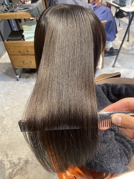 エミュー(emue) 大人可愛い髪質改善カラーラベンダーベージュ酸性パーマ透明感