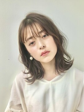 ヴィオットバイサロン(Viot by Salon) 外ハネロブ×シースルーバング