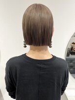 ラミエバイメルト 下北沢(lamie by melt)&nbsp;村上/グレージュベージュブリーチミニボブ切りっぱなし20代