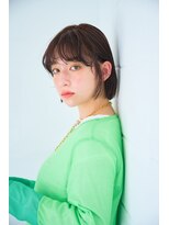 暗髪前髪パーマボブ