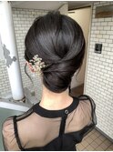 大人上品　シニヨン　黒髪　結婚式　花嫁