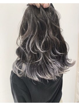 カルラ(Karra) アッシュブラウンハイライト