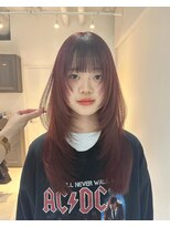 ヨロ 小岩(YOLO) レイヤーカットハイライトショートヘアイルミナカラーオージュア