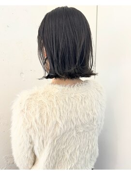 カウチ 板橋本町店(kauti) ぱつっとボブと透けグレージュ