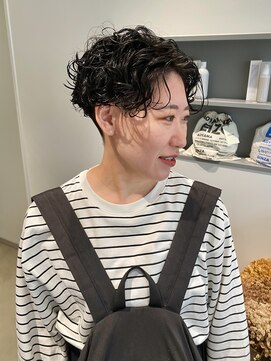 エイゾー 銀座(EIZO) かりあげショート/ショートパーマ/くるくるパーマ