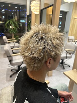 レム 長町店(L.E.M) ハイトーンスパイキーショート