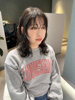 アム(amu)&nbsp;前髪パーマ/ウルフパーマ/パーマウルフ/ウルフカット/くびれヘア