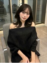 ラル 立川南口(lar)&nbsp;くびれモノトーンミディアム_メルティカラー似合わせカット