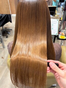 ソワン ドゥ ブレス コフレ あべの店(soin de brace×coffret)の写真/ブリーチしてても艶髪を☆話題の酸性縮毛矯正でさらさらで指通り抜群に！どんな髪色でも憧れのストレートに