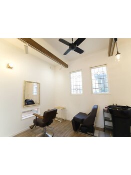 【岡崎市】年齢とともに増えるうねりやパサつきなどのエイジング毛に関するお悩みもご相談ください◎