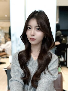 アマトウキョウスマートサロン(AMA TOKYO×Smart Salon) くびれミディ/トレンド韓国ヘア/くびれ巻き/レイヤーカット