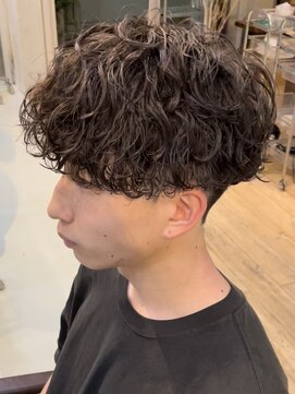 エリマ 横浜西口(elima) 横浜西口メンズカット波巻きパーマラウンドマッシュメンズパーマ