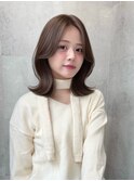 グレーブラウン外ハネボブミディアムレイヤーマレットヘア渋谷