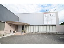 ニュースタイルアイラ (NewStyle aila)の雰囲気（店舗前に駐車場18台完備してます）