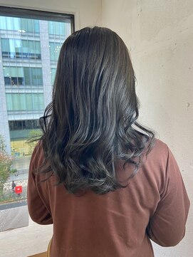 ヘアーワークス ヘルム 渋谷店(HAIR WORKS HELM) レイヤーロング前髪パーマグレーベージュレイヤーロング10