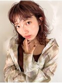 暖色カラー暖色ブラウンミディアム巻き髪ウェーブピンク