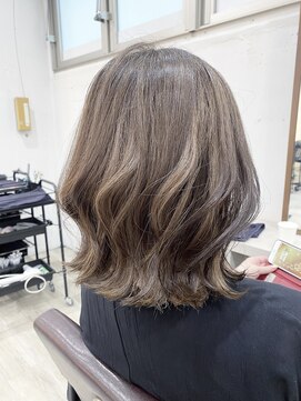 ジゼル 博多(GiseL) 大人インナーグレージュ/ Gisel style @avlon0805 博多駅前